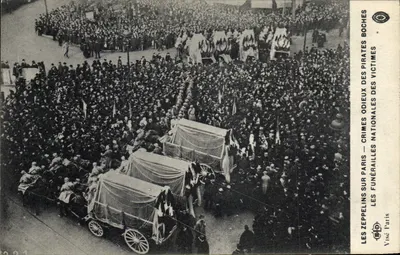 Les Zeppelins sur Paris — Funérailles nationales — Crimes odieux des pirates boches — Visé Paris