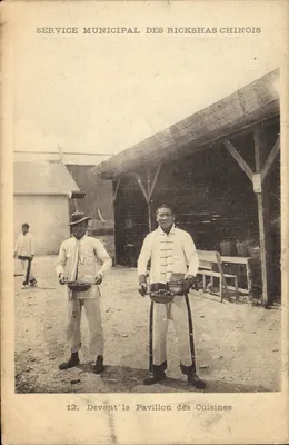 Bilhete postal antigo Serviço de Cozinha Municipal dos Rickshas Chineses Diante do Pavilhão das Cozinhas China China