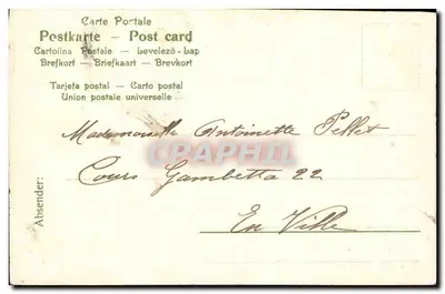 Giovane donna in abito bianco — paesaggio verde — editore non visibile — Verso