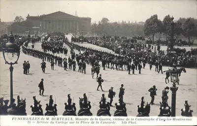 Funérailles de M. Berteaux — Ministre de la Guerre, victime de la Catastrophe d'Issy-les-Moulineaux — ND Phot.