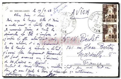 Sidi-Bel-Abbès — Lugar: Plaza Clemenceau, Monumento a los Caídos de la Legión, Cuartel de la Legión Extranjera, Plaza Carnot y el Teatro — editor POURQUET, arch — Reverso