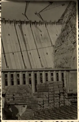 Barragem de Sarras — construção em andamento — editor não visível