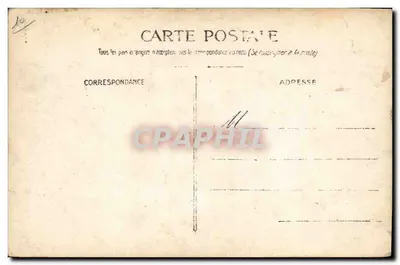 Soldat en uniforme — devant un mur couvert d'ivraie — éditeur non visible — Rewers