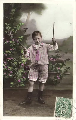Child Playing with a Kite — Publisher 'POSTES' No. 100