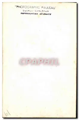 Rinoceronte — retrato em preto e branco — Fotografia Pauleau, Douala, Cameroun — Verso