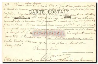 Interno nei Landes (Lou Pachédeny) — Il contadino dà bocconi di fieno ai buoi che passano la testa in cucina — A. Daury, fotografo, successore di F. Bernède, Morcenx (Landes) — Verso