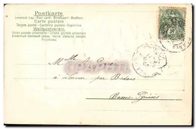 Je vous embrasse — femme en costume d'époque avec couronne — éditeur 'Union postale universelle' n° 5 — Verso