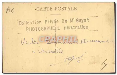 Vítor-Emmanuel III chegando a Versailles — Coleção Privada de M. Guyot, Toulouse — Verso