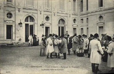 Compiègne — Hunt — Hunting Party of Francport — The Meeting at the Castle — n°13 — publisher Pacelle