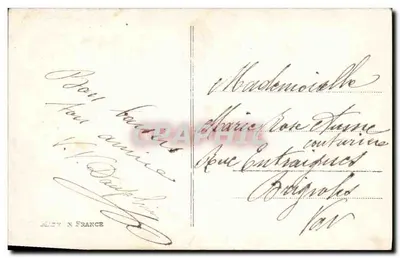 Kobieta w pelerynie trzymająca małą choinkę — karta życzeń — wydawca N.B. nr 62 — Rewers