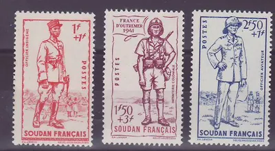 Sudão Defesa do Império 122 a 124 ** Novo Sem dobradiça Excelente estado