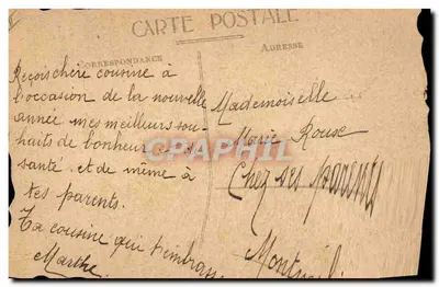 Una mano sosteniendo un ramo de rosas y flores — Feliz Año — Tarjeta postal — Reverso