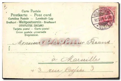 Dziewczyna trzymająca bukiet fioletów — Karta pocztowa datowana na 1905 — Wydawca nie widoczny — Rewers