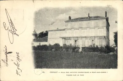 Bilhete postal antigo Cinema Couilly Villa dos Artistas Dramáticos em Pont aux Dames Fachada sobre o parque