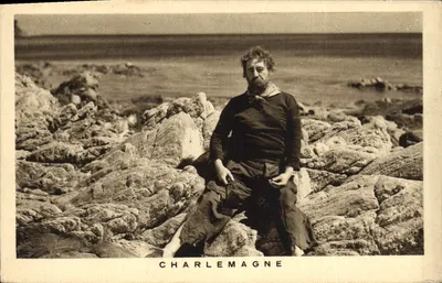 Carlo Magno — homem sentado em rochedos — editor A. Breger, Paris
