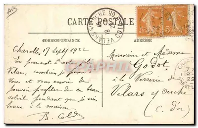 Charollaise — Mulher segurando um frango e um cesto — Edição Mlle Plassard, Charolles — Verso