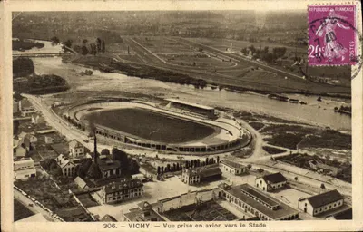 Vichy — Vista tirada de avião para o Estádio — Edição La Cigogne