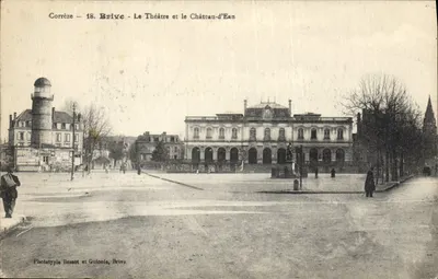 Brive - O Teatro e o Château-d'Eau — Fototipia Bessot e Guloune, Brive