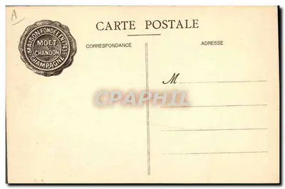 Remoagem na Moët et Chandon — cave subterrânea com garrafas em fileiras — Fot. Em. Choque, Imp. Edit., Epernay — Verso