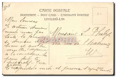 Ragazza in costume tradizionale con un modello di nave — editore M. M. Vienne, n°7119 — Verso