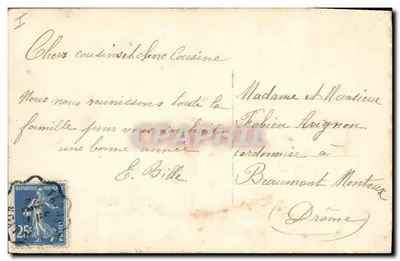 Menina segurando um grande coração decorado com rosas — Editor Gloria, n° 2491 — Verso
