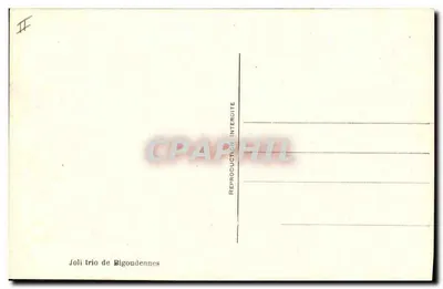 Trzy kobiety w strojach tradycyjnych — Bigoudennes — PE — Rewers