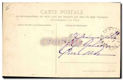 Jovem mulher em uniforme de enfermeira — Heliotipia Duglas & Cie, Nantes — série A 92 — Verso