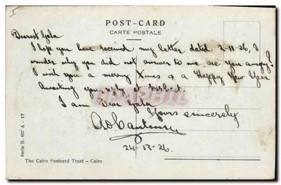 O Caire - A Pirâmide de Sakkarah — editor The Cairo Postcard Trust, série N. 607 A - 17 — Verso