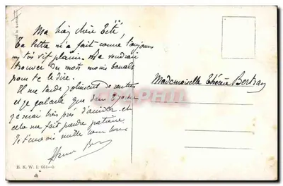 Deux petites filles — une brossant les cheveux de l'autre qui tient une poupée — éditeur KFerenty, n° 661-5 — Verso