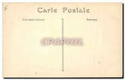 Furnes — Praça do Hotel-de-Ville durante a Campanha de 1914 — ND. Phot. — Verso