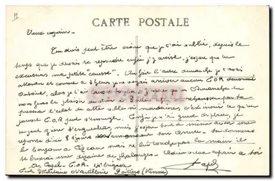 Poitiers (Vienne) — Pałac Sądu — Sala Pas Perdus (Kominy i szyby XIV wieku z dawnego Pałacu Duców Aquitancji i Wspólnot Poitou) — Wydawca: Wydawcy R. Poitiers, nr 44 — Rewers