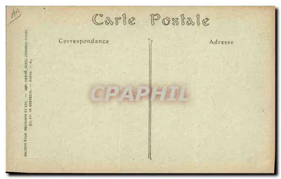 Camponesa da Auvergne — diante da porta de madeira — ND Phot. — Verso