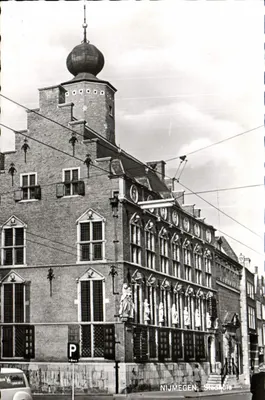 Nijmegen, Casa da Cidade — foto histórica — Edição van der Zand, Nijmegen, n° 264