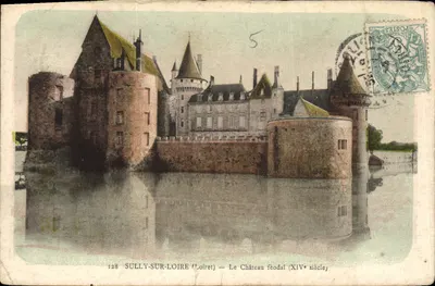 SULLY-SUR-LOIRE (Loiret) — The Feudal Castle (14th century) — Publisher: Sully-sur-Loire, no. 128