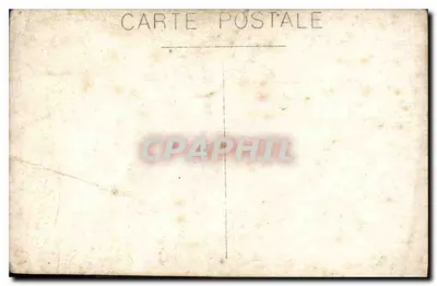 Deux jeunes femmes — studio photographique — sans éditeur visible — Verso