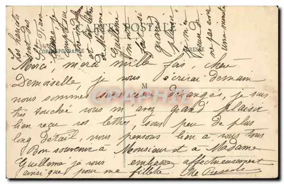 Widok ulicy w Vannes — dom z balkonem ozdobnym — wydawca Carte Postale Graphil — Rewers