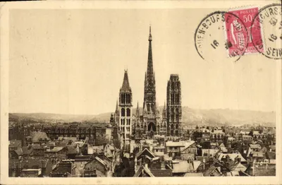 Ogólny widok Rouen (Seine-Inférieure) — Katedra — Wydawca: A. V. P. (nr 121)