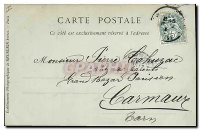 LYON — Wysoki pomnik poświęcony Prezydentowi Carnot — Zbiory ND. Fot. — Rewers