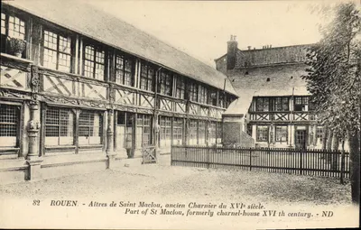 Rouen - Aitres de Saint Maclou, ancien Charnier du XVIe siècle
