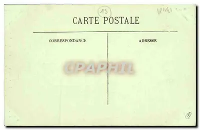 Arles — Tarasque segurando a cabeça de uma criança em suas patas — Capitel do século XII — LL. — Verso