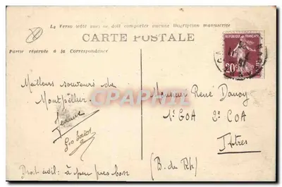 Montpellier — Aqueduk St-Clément — widok panoramiczny z schodami i nagołymi drzewami — Rewers