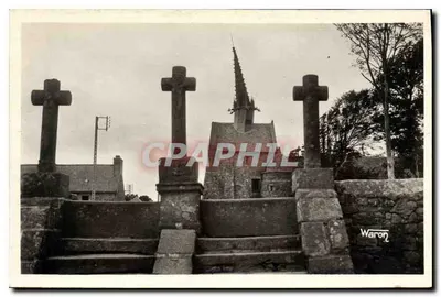 P lougrescant — As Três Cruzes de Saint-Gonery e a Igreja — Sociedade das Edições Waron, Saint-Brieuc