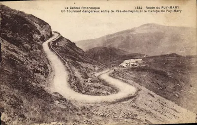 O Cantal Pittoresco — Uma Curva Perigosa entre o Pas-de-Peyrol e o Refúgio do Puy-Mary — Edições Malroux-Aurillac n°1334