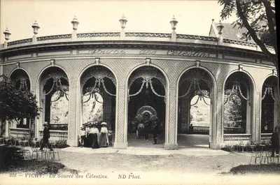 Vichy — La Source des Célestins — ND Phot.