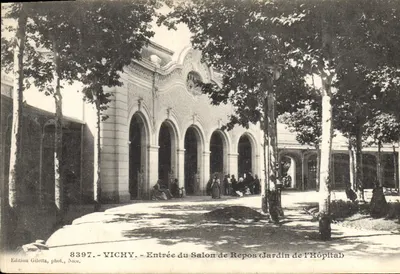 Vichy — Entrada do Salão de Repouso (Jardim do Hospital) — Edição Giletta, fot. Nice, n° 8397