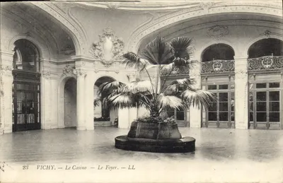 Vichy — O Casino — O Foyer — LL