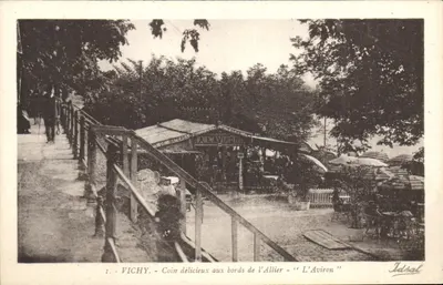 Vichy - Canto delicioso às margens do Allier - "L'Aviron"