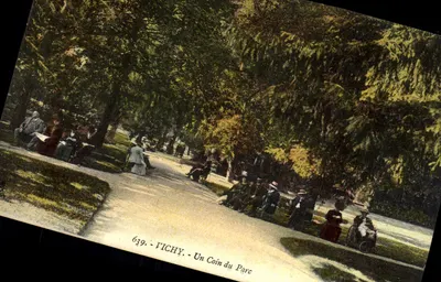Vichy - Um Canto do Parque — editor desconhecido, n° 639