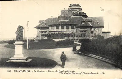 Saint-Malo - Kasyno - Statua Chateaubrianda - LL