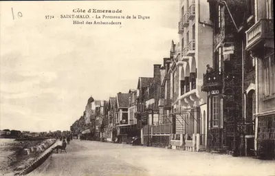 Saint-Malo - Promenada Digue - Hotel Ambasadorów